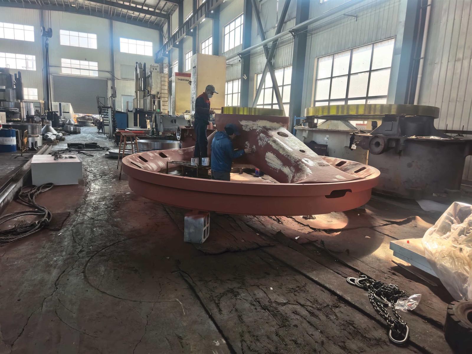 Primer coat — gyratory crusher spider casting